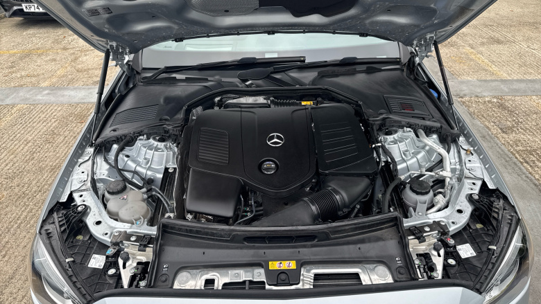 Mercedes-Benz C-Class C200 AMG Line Premium Plus 4dr 9G-Tronic Petrol Saloon